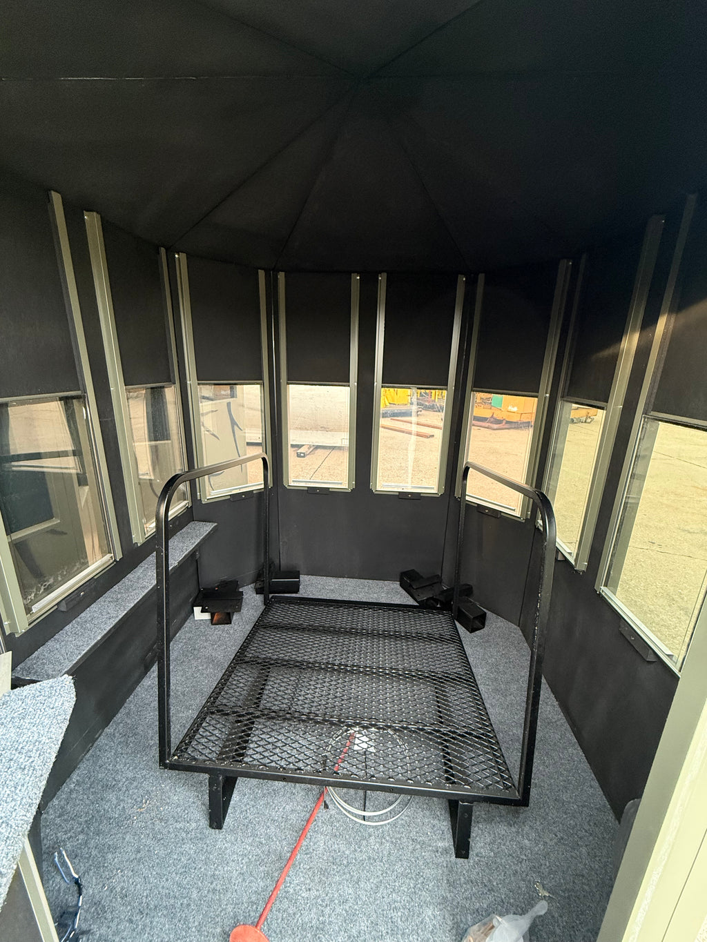 Double Drop Hunting Blind 6x6-Bow Windows-Side Entry