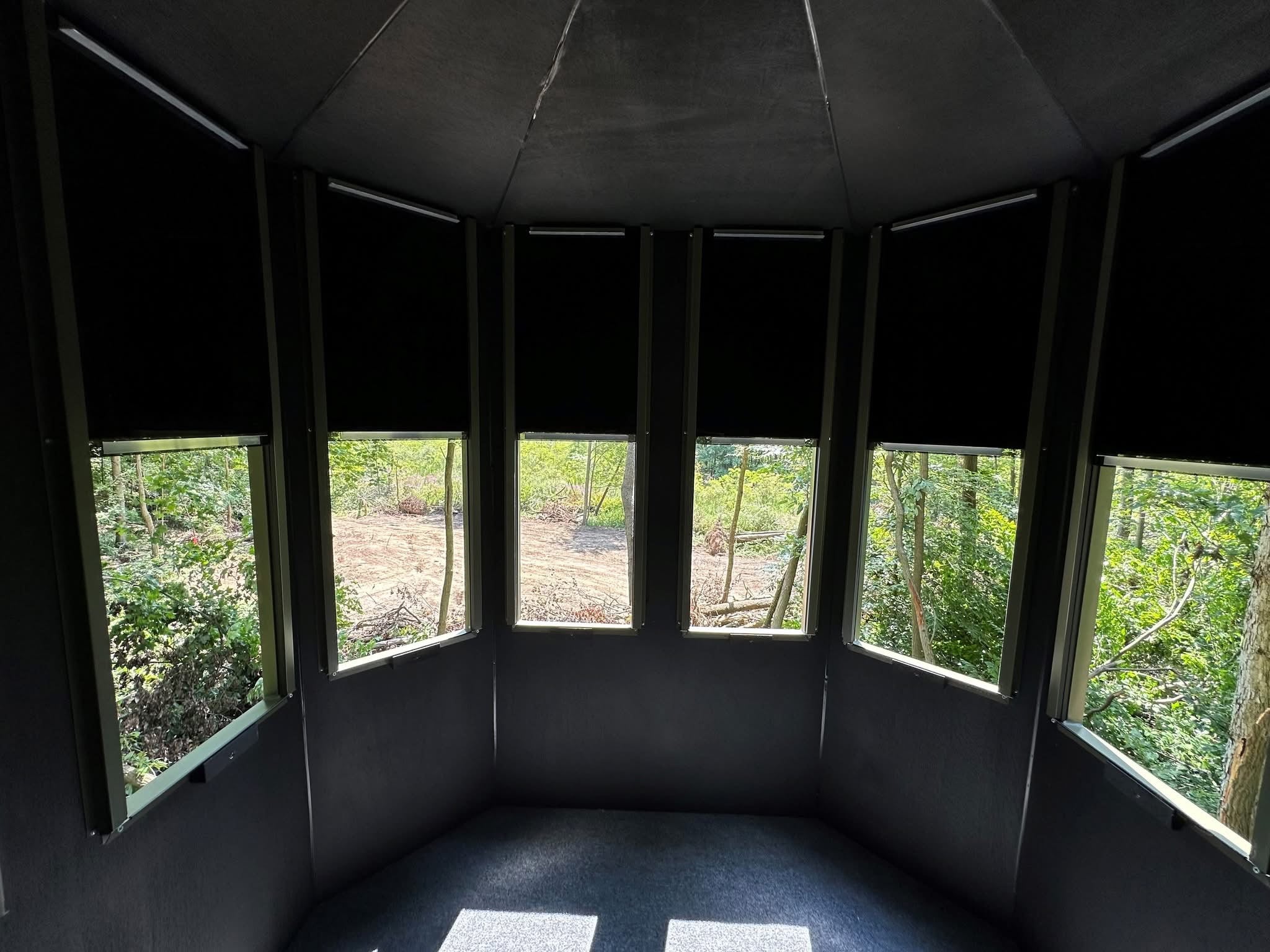 Double Drop Hunting Blind 5x6 Bow Windows Side Entry